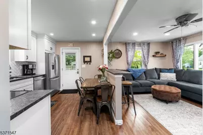 38 Wanaque Ave, Wanaque, NJ 07420 - Photo 5