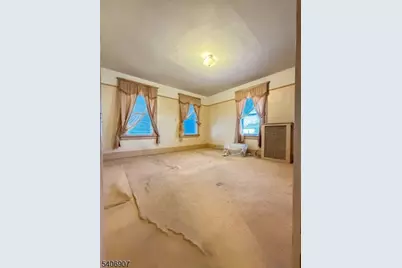 63 Sunnyside Ter, East Orange, NJ 07018 - Photo 13