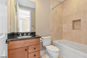 93 Edgewood Dr, Florham Park, NJ 07932 - Photo 23