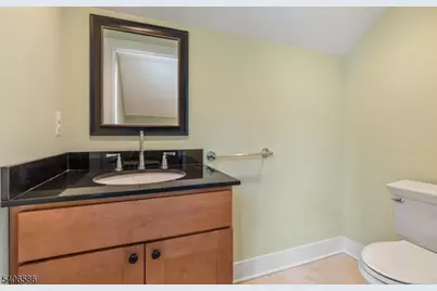 93 Edgewood Dr, Florham Park, NJ 07932 - Photo 29