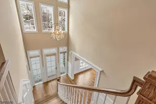 93 Edgewood Dr, Florham Park, NJ 07932 - Photo 15