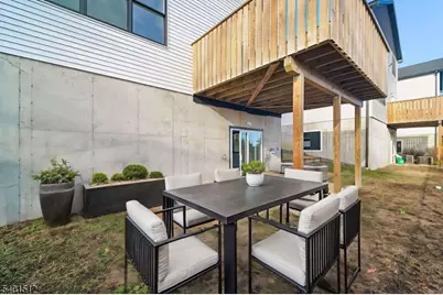 19 Mountain Ave, Mahwah, NJ 07430 - Photo 21