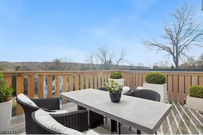 19 Mountain Ave, Mahwah, NJ 07430 - Photo 7