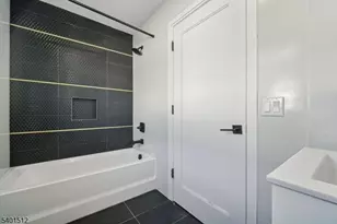 19 Mountain Ave, Mahwah, NJ 07430 - Photo 17