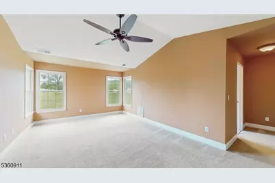 104 Briar Ct, Hardyston Township, NJ 07419 - Photo 17