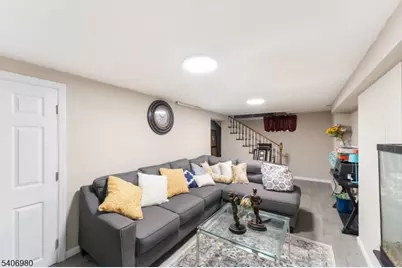 420 Hollywood Ave, Hillside, NJ 07205 - Photo 15