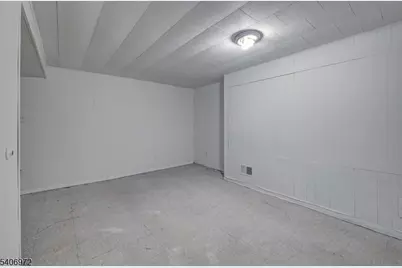 27 Old Short Hills Rd, West Orange Township, NJ 07052 - Photo 29