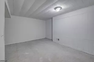 27 Old Short Hills Rd, West Orange Township, NJ 07052 - Photo 29