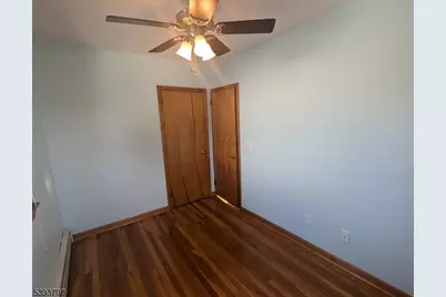 111 E 13th St, Linden, NJ 07036 - Photo 29