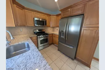 111 E 13th St, Linden, NJ 07036 - Photo 9