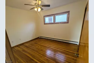 111 E 13th St, Linden, NJ 07036 - Photo 23