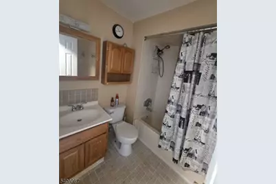 23 Wimbledon Dr #10, Vernon, NJ 07462 - Photo 9