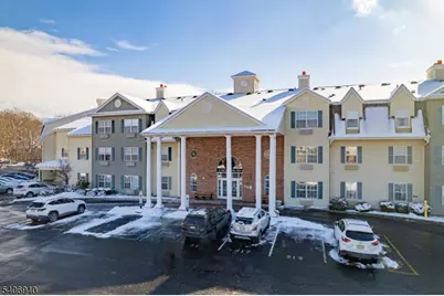 6411 Richmond Rd #411, West Milford, NJ 07480 - Photo 3