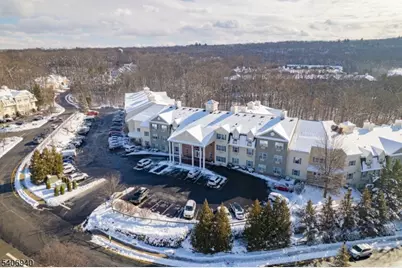 6411 Richmond Rd #411, West Milford, NJ 07480 - Photo 13