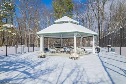 6411 Richmond Rd #411, West Milford, NJ 07480 - Photo 11