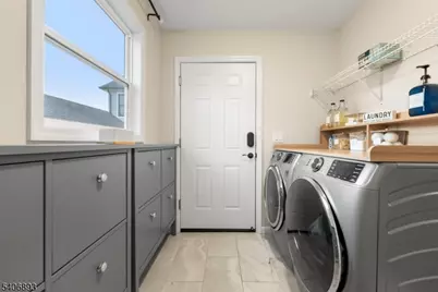 2 Roger Ave, Cranford Township, NJ 07016 - Photo 25