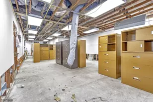 112 N Wood Ave, Linden, NJ 07036 - Photo 7