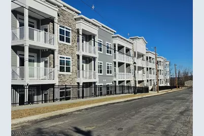 7 Theta Dr #112, Vernon, NJ 07462 - Photo 1