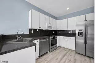 52 Gordon Cir, Parsippany, NJ 07054 - Photo 3