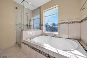 52 Gordon Cir, Parsippany, NJ 07054 - Photo 11