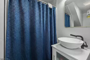 1025 Rivington St, Roselle, NJ 07203 - Photo 11