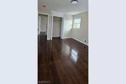 22 Robin Pl, Sayreville, NJ 08859 - Photo 15