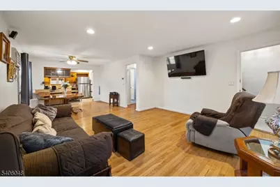 15 Inwood St, Clifton, NJ 07011 - Photo 5