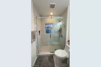 246 Harding Ave, Clifton, NJ 07011 - Photo 17