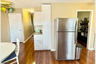 203 Columbia Cmn, Hillsborough Township, NJ 08844 - Photo 5