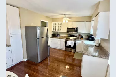 203 Columbia Cmn, Hillsborough Township, NJ 08844 - Photo 3