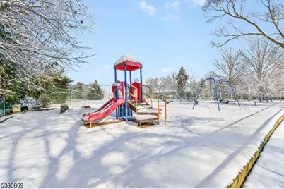 255 Resnik Court, Franklin Township, NJ 08873 - Photo 27