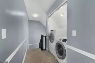 255 Resnik Ct, Franklin Township, NJ 08873 - Photo 23