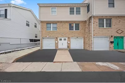 28 Hoffman Pl, Irvington, NJ 07111 - Photo 1