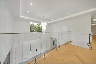 39 Westmount Dr, Livingston, NJ 07039 - Photo 27