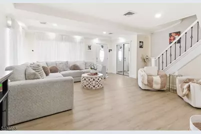 273 E 6th St, Clifton, NJ 07011 - Photo 3