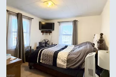 315 East St, Bound Brook, NJ 08805 - Photo 5