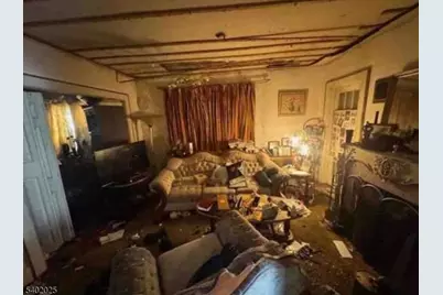 8 Arcadia Pl, Union Township, NJ 07088 - Photo 3