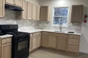 84 Seabreeze Way, Keansburg, NJ 07734 - Photo 5