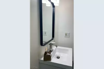 84 Seabreeze Way, Keansburg, NJ 07734 - Photo 7