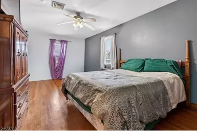 16 Parkview Pl, Passaic, NJ 07055 - Photo 19