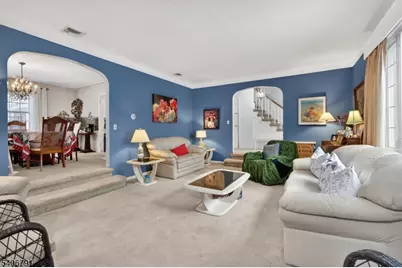 16 Parkview Pl, Passaic, NJ 07055 - Photo 3