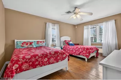 16 Parkview Pl, Passaic, NJ 07055 - Photo 21