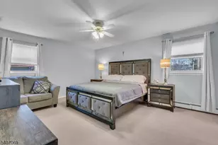 28 Toby Dr, Roxbury Township, NJ 07876 - Photo 17