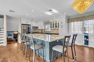 28 Toby Dr, Roxbury Township, NJ 07876 - Photo 7