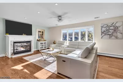 28 Toby Dr, Roxbury Township, NJ 07876 - Photo 11