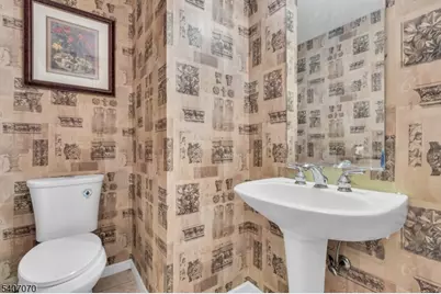 6 Winding Way, Woodland Park, NJ 07424 - Photo 19