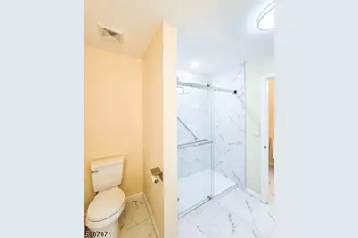 220C Manchester Ln, Monroe Township, NJ 08831 - Photo 17