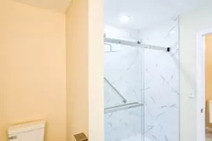 220C Manchester Ln, Monroe Township, NJ 08831 - Photo 17