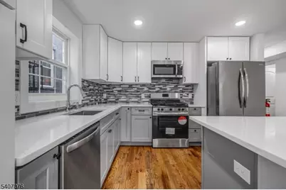 420 18th Ave, Newark, NJ 07108 - Photo 9