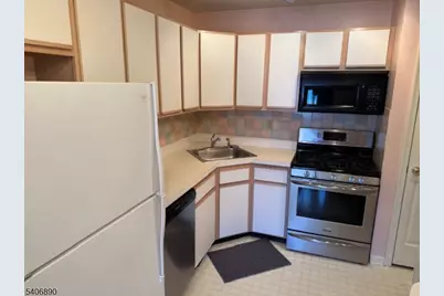 38 Spruce Ter #38, Mount Arlington, NJ 07856 - Photo 17